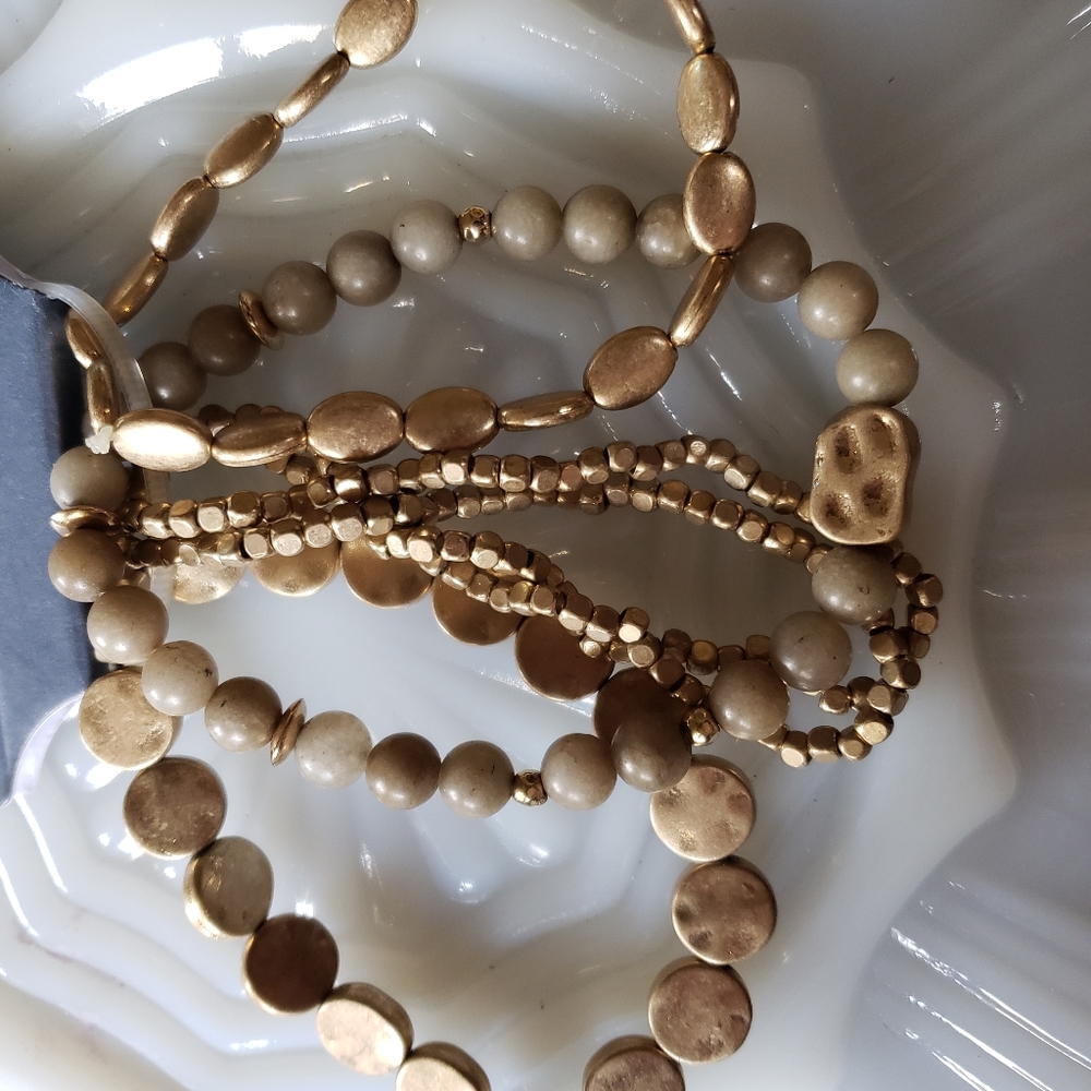 Universal Thread Beaded Bracelets - Picture 2 of 3